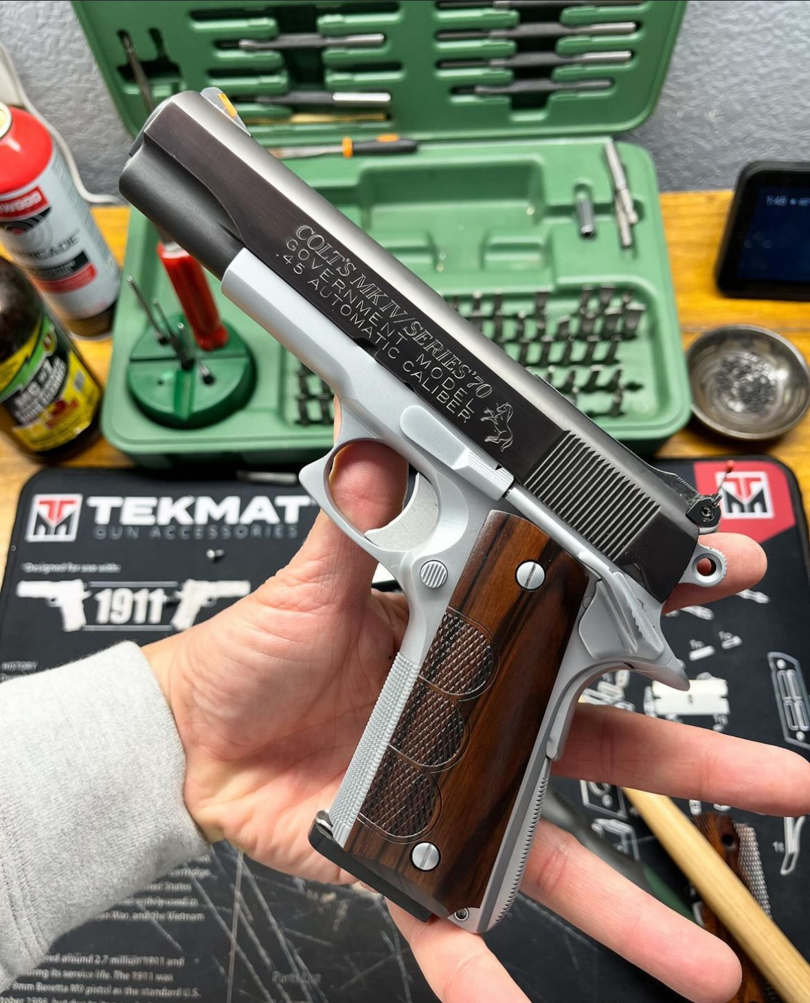 Guns – Scattered Shots