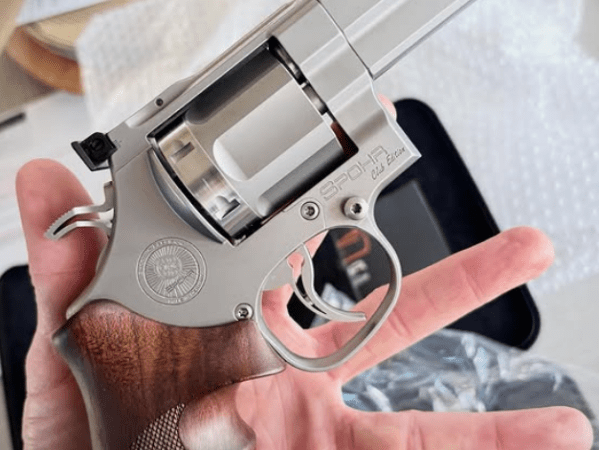 Thomas Spohr Custom 6&nbsp;Gun